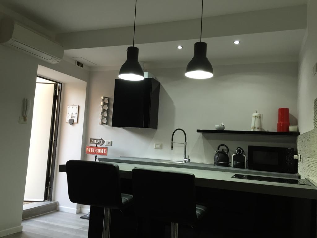 Kibilu - Via Confalonieri - Stazione Garibaldi - Zona Isola ミラノ 部屋 写真