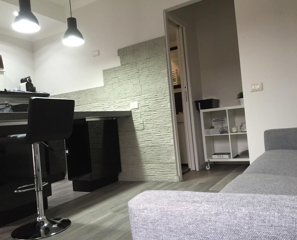 Kibilu - Via Confalonieri - Stazione Garibaldi - Zona Isola ミラノ 部屋 写真